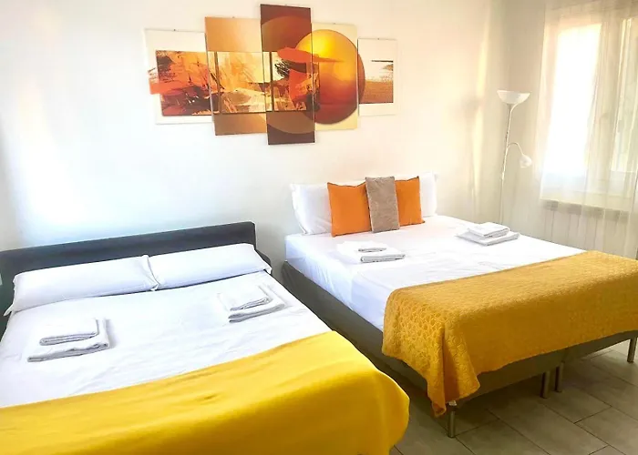 3-Tourist House Bologna-Mansarda - Self Check-In