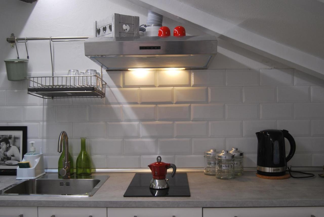 3-tourist House Bologna-mansarda - Self Check-in * Bolonia