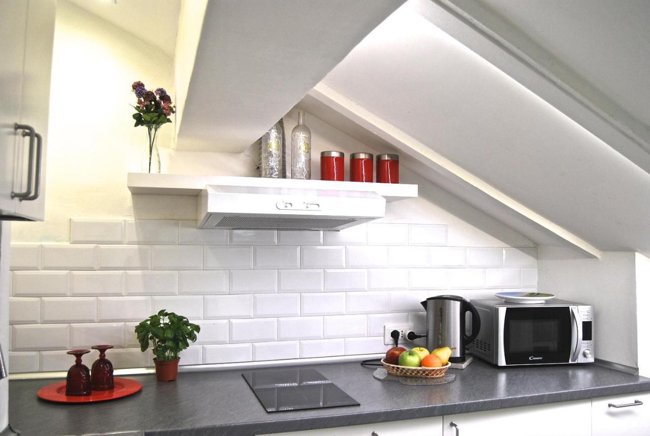 3-tourist House Bologna-mansarda - Self Check-in * Bolonia