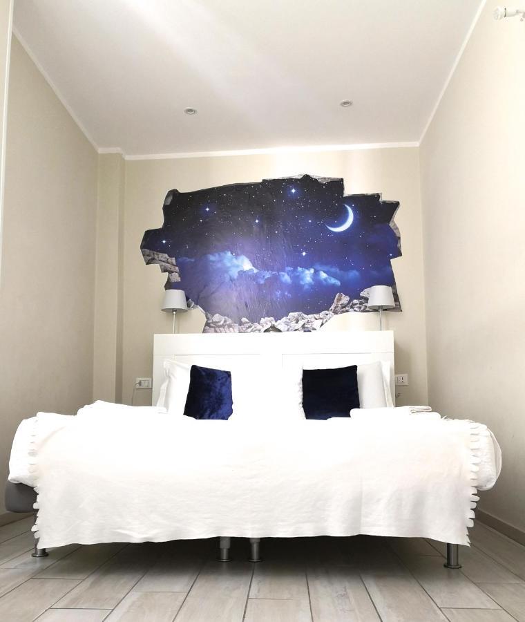 3-tourist House Bologna-mansarda - Self Check-in Apartamento *