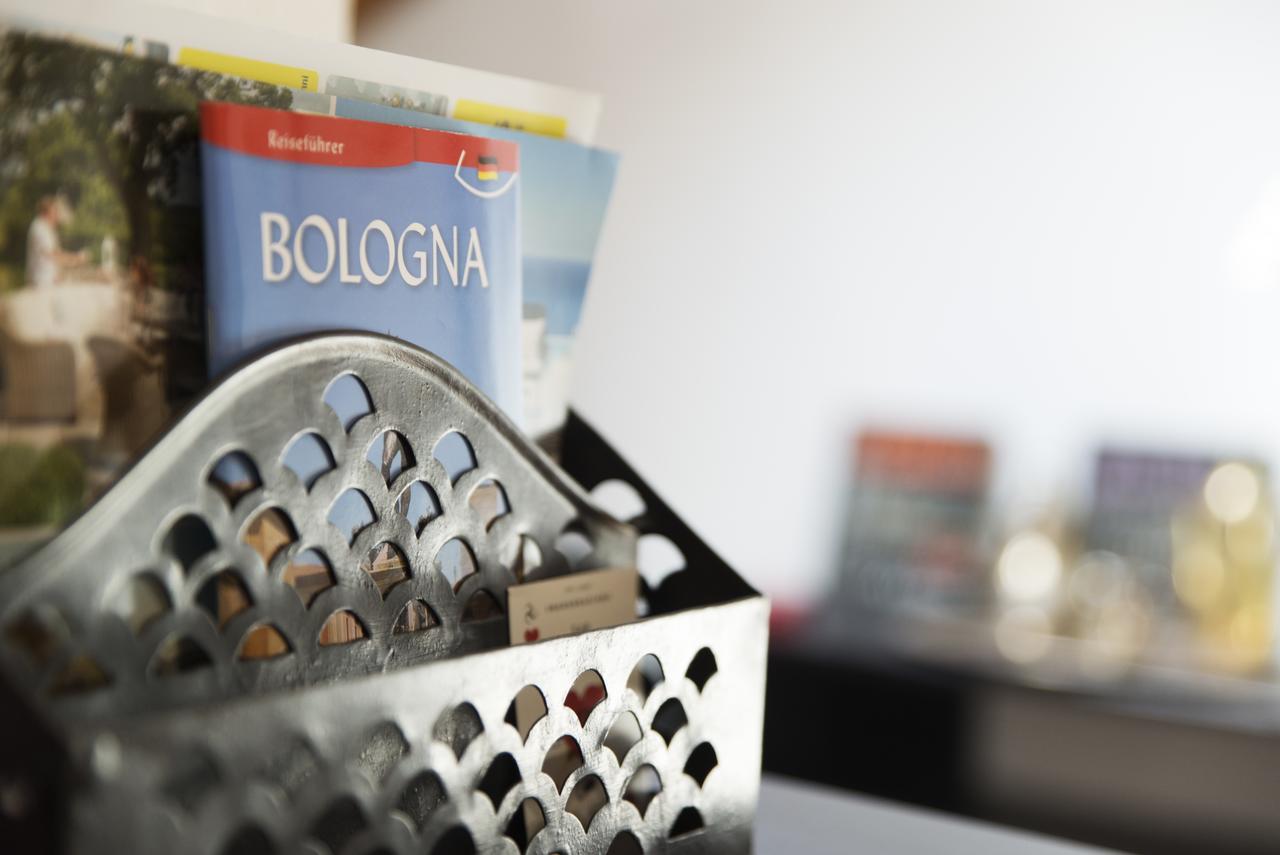 3-tourist House Bologna-mansarda - Self Check-in Apartamento