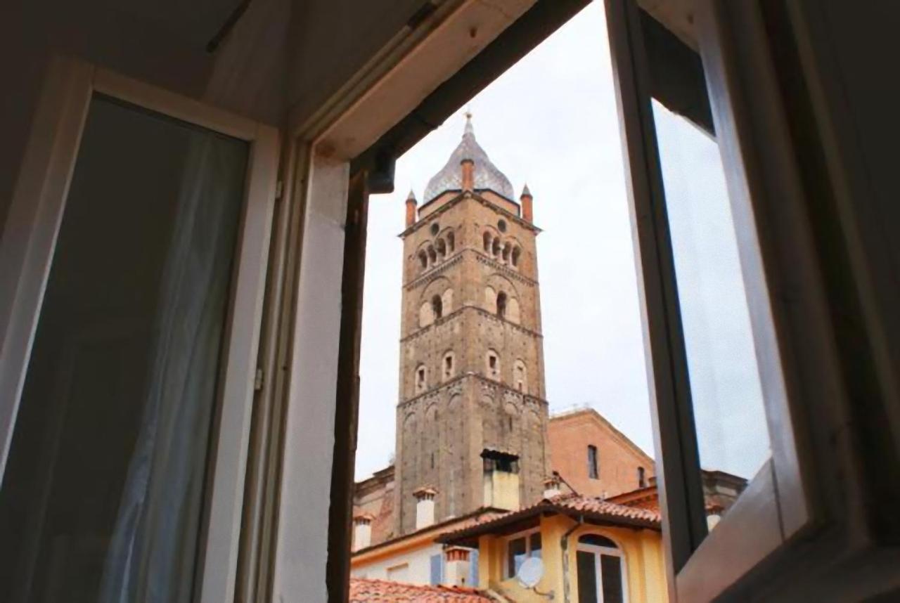 3-tourist House Bologna-mansarda - Self Check-in * Bolonia