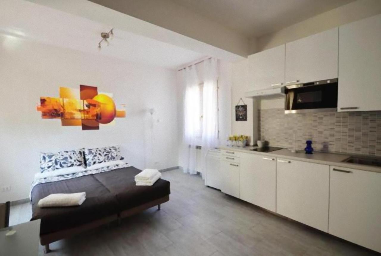 3-tourist House Bologna-mansarda - Self Check-in Apartamento Bolonha