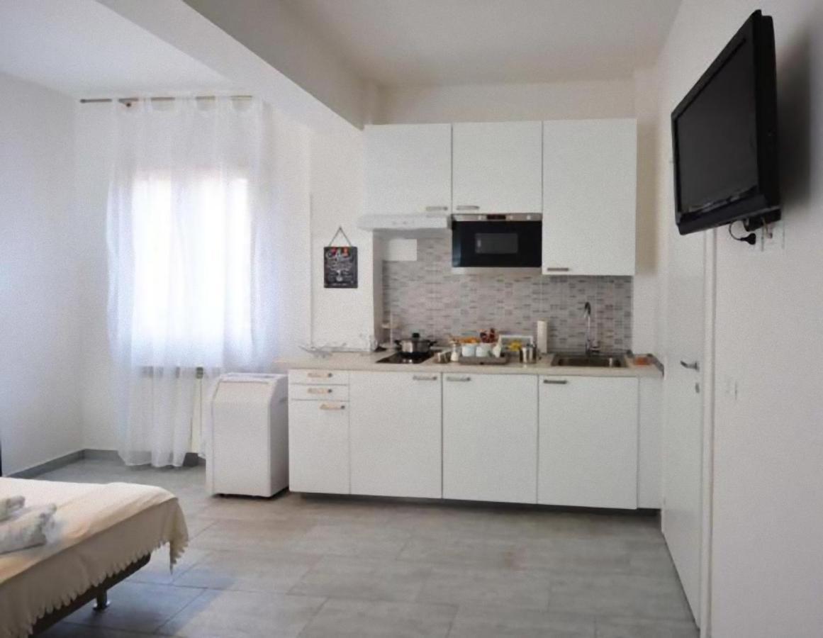 3-tourist House Bologna-mansarda - Self Check-in Apartamento *